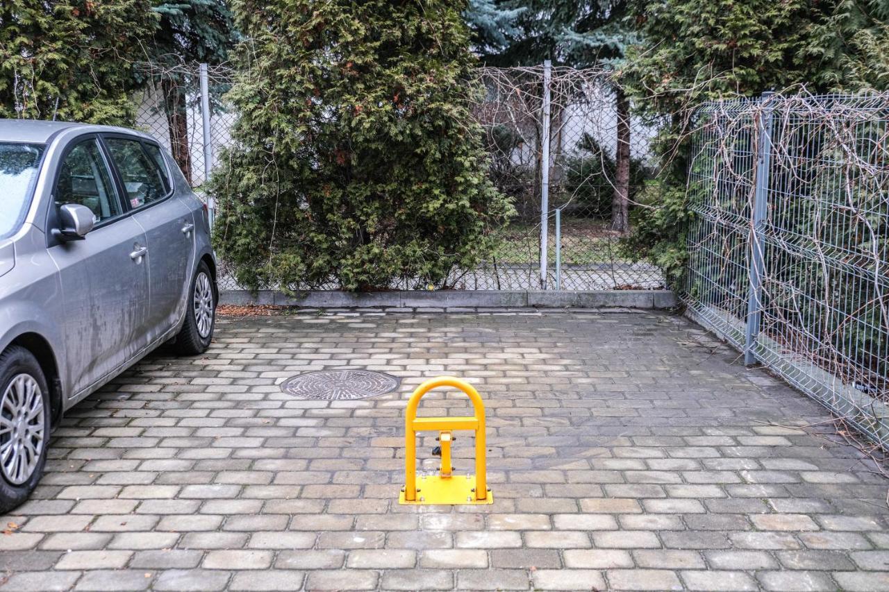 Bronowicka Premium Apartment - 52M2 With Private Parking Krakau Buitenkant foto