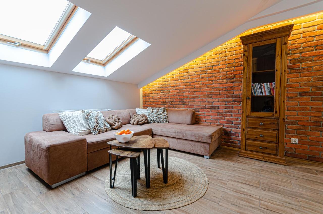 Bronowicka Premium Apartment - 52M2 With Private Parking Krakau Buitenkant foto
