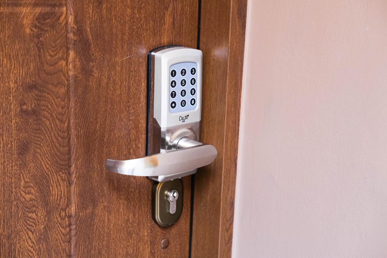 Bronowicka Premium Apartment - 52M2 With Private Parking Krakau Buitenkant foto