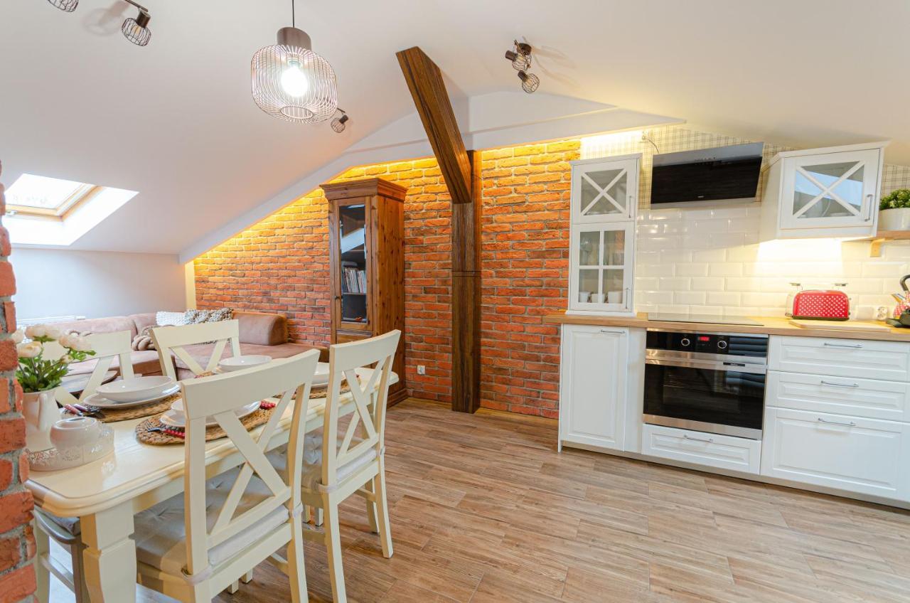 Bronowicka Premium Apartment - 52M2 With Private Parking Krakau Buitenkant foto