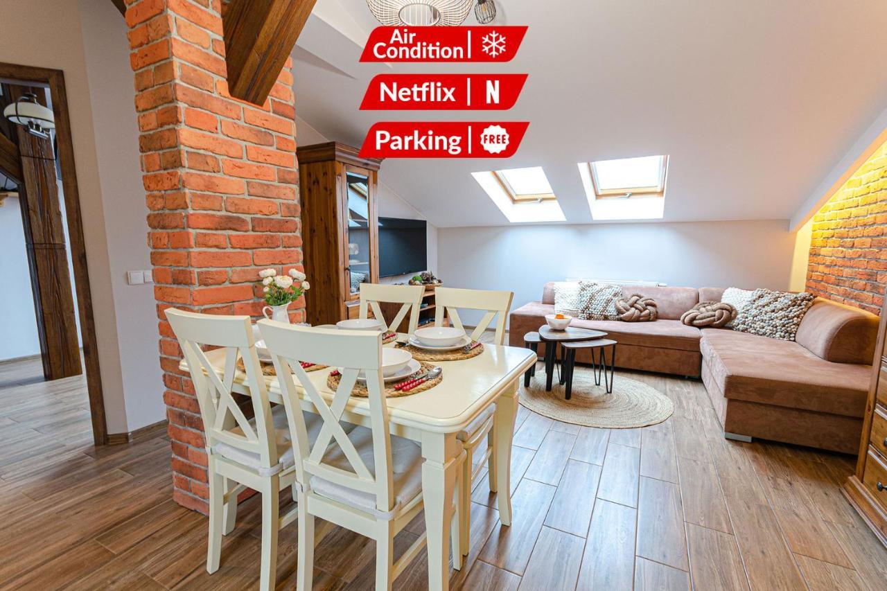 Bronowicka Premium Apartment - 52M2 With Private Parking Krakau Buitenkant foto